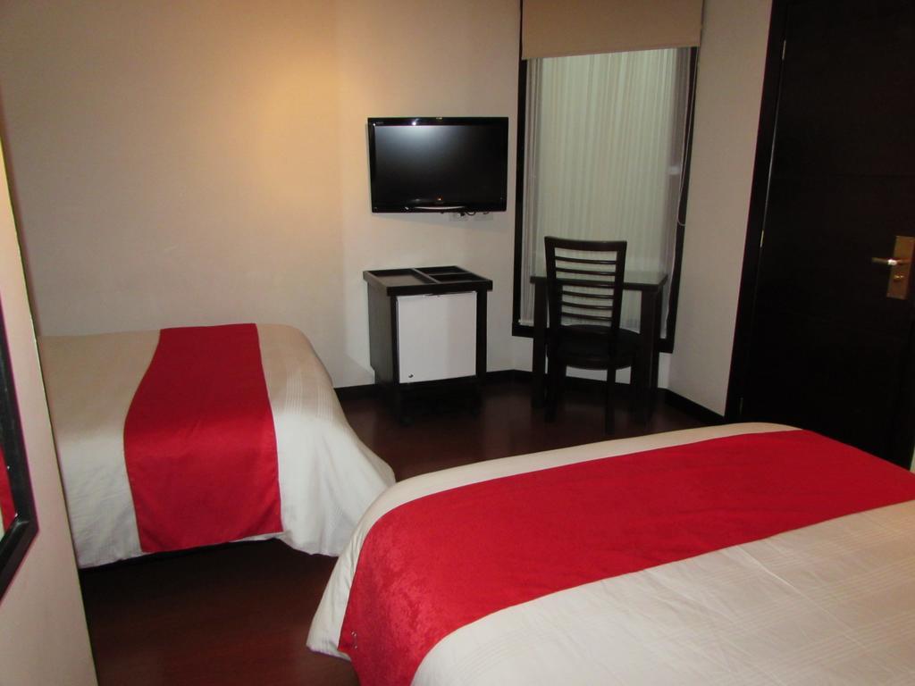 Hotel Emporium 3*