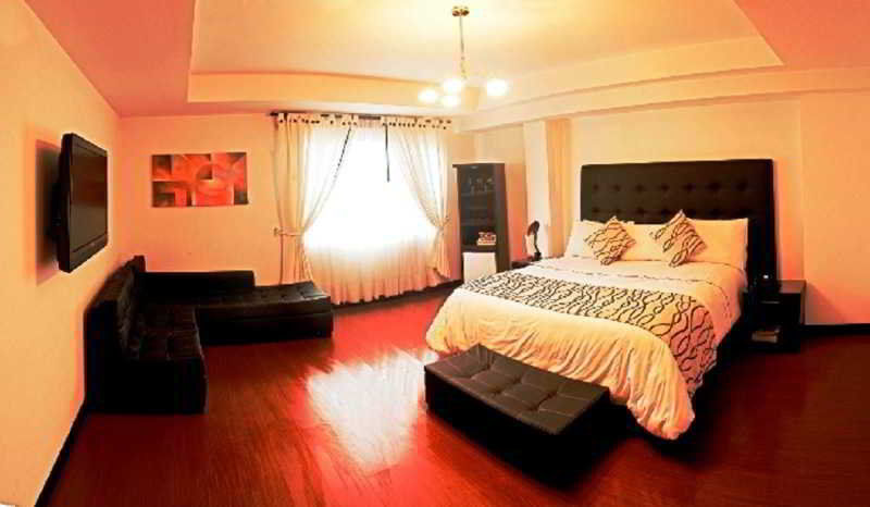 Hotel Emporium 3*